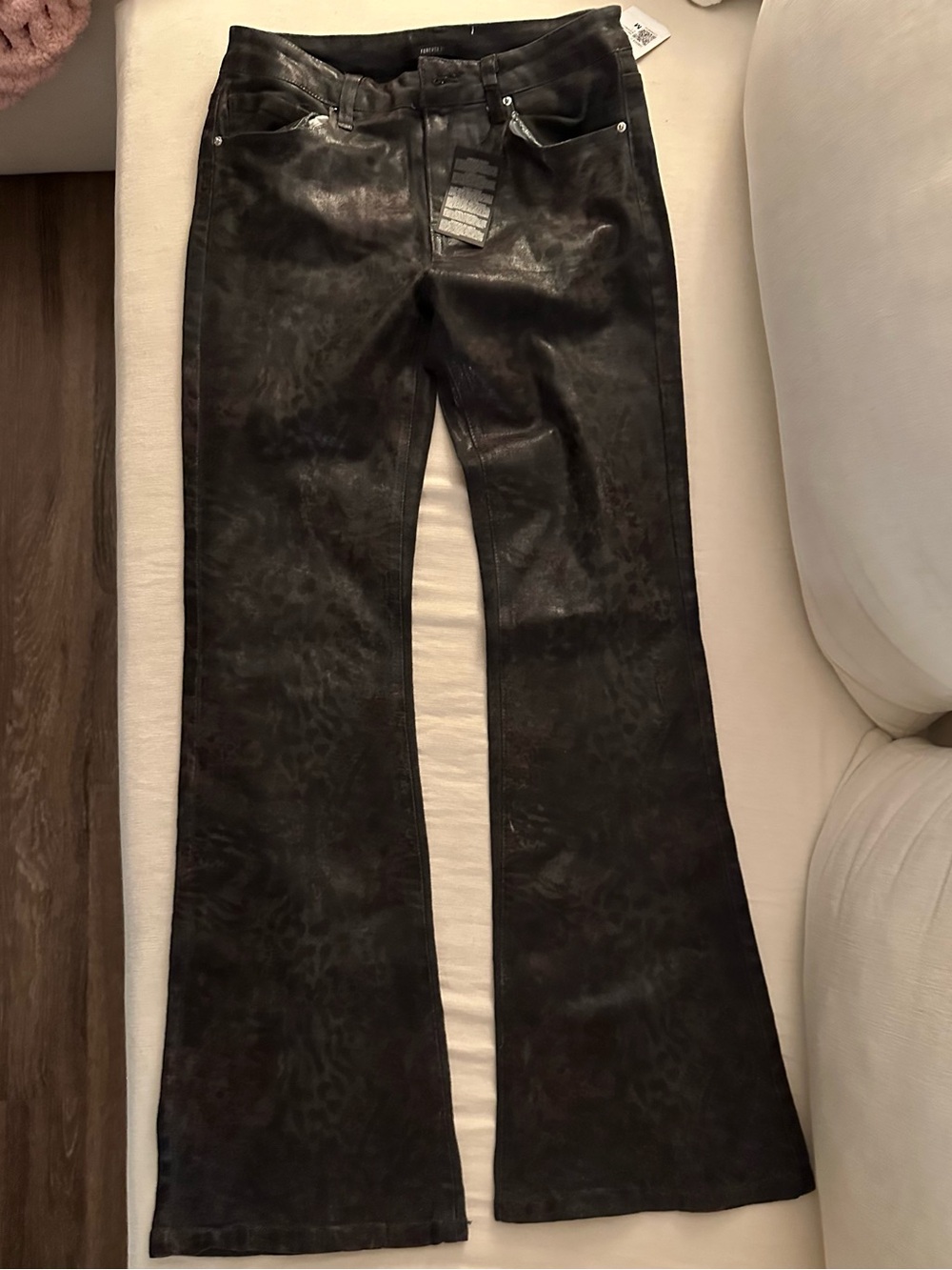Shiny leopard print jeans